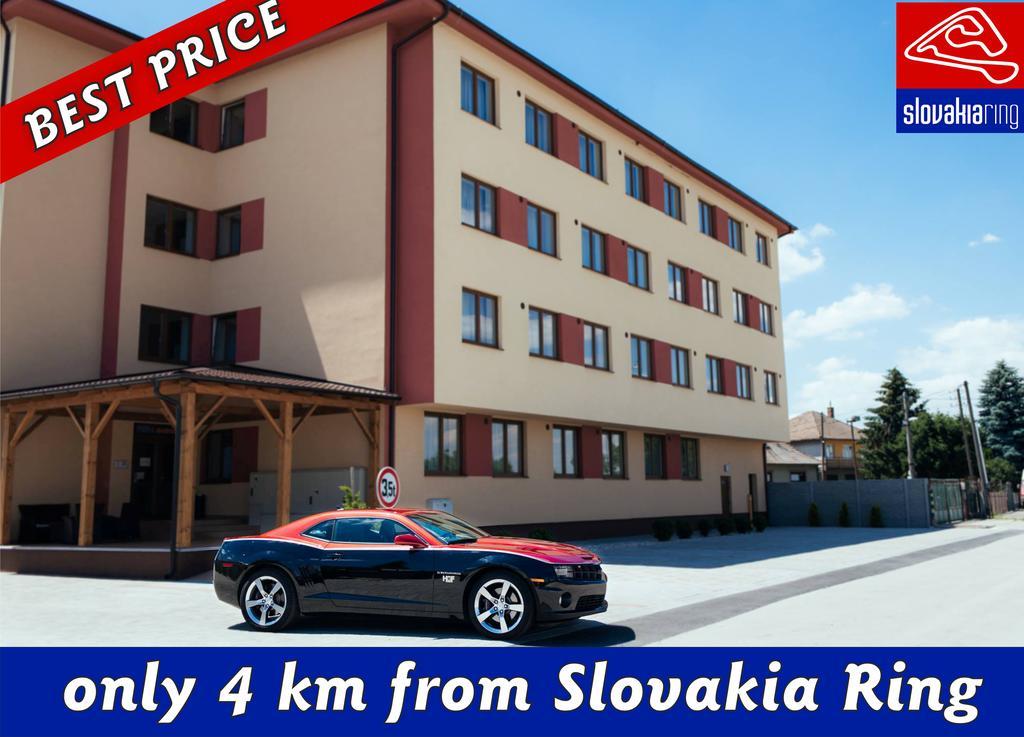 Apartmany Fonte Orechová Potôň Dış mekan fotoğraf